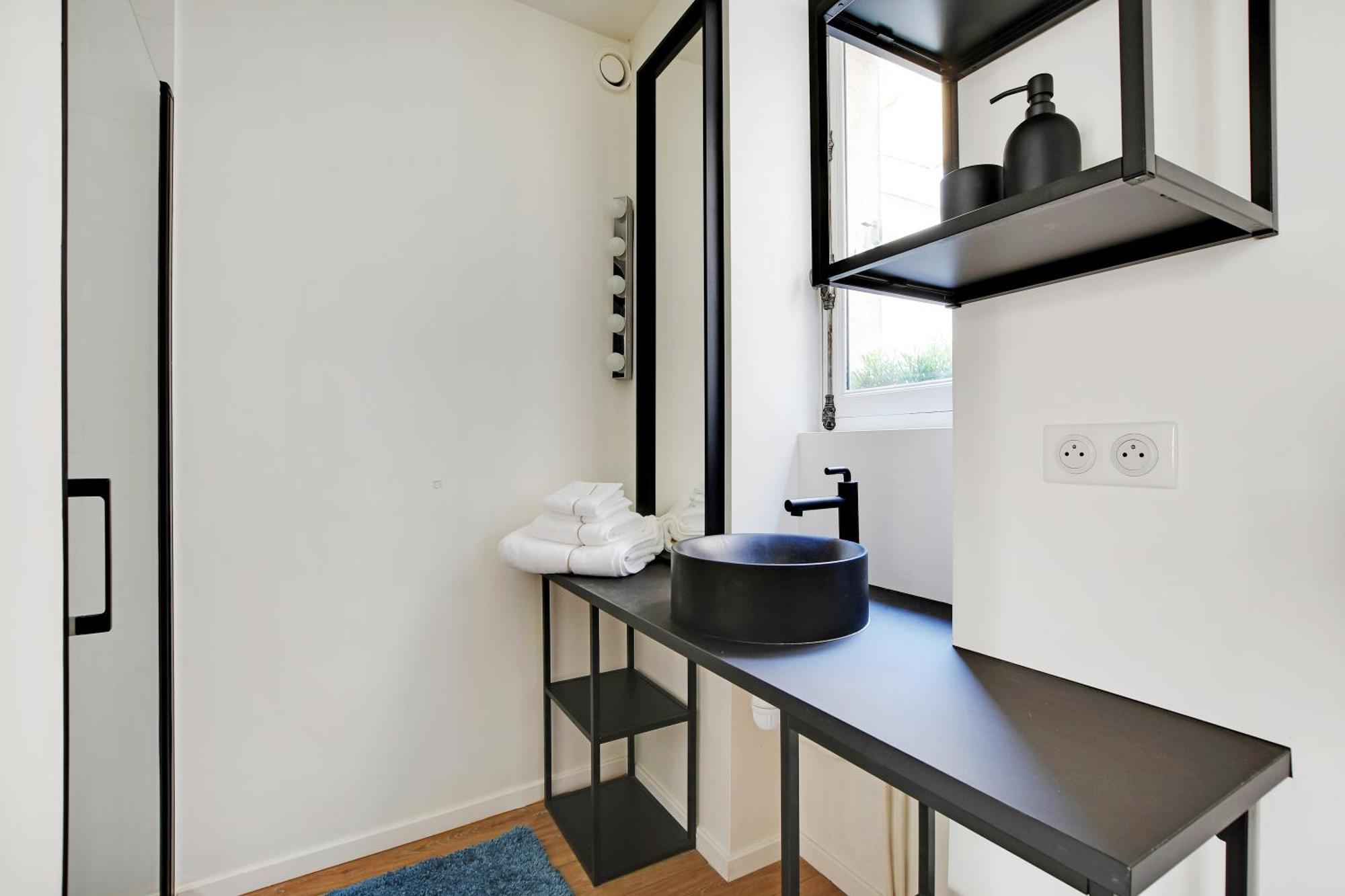 Invalides - Tour Eiffel Apartment ปารีส ภายนอก รูปภาพ